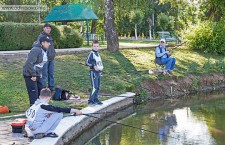 В Одинцово рыболовы разыгрывали призы мэра